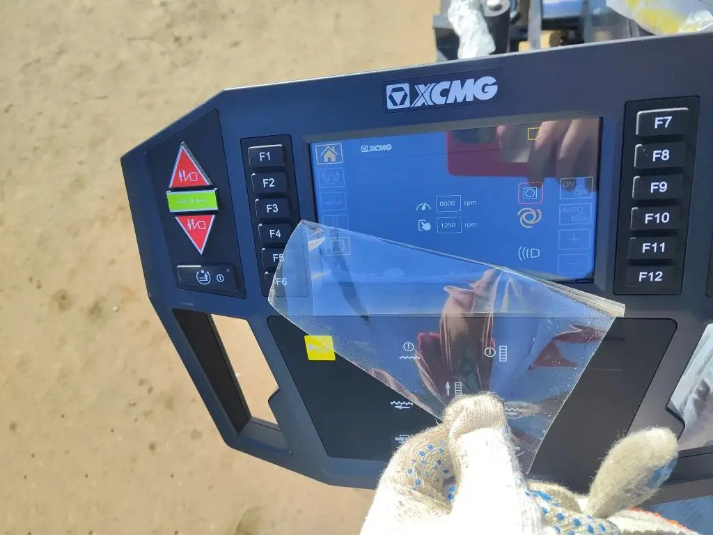 Техника для строительства асфальтовых дорог XCMG RP905S отгружена заказчику